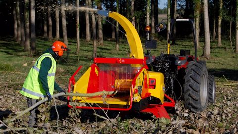 Rabaud : broyer les branches à partir de 35 ch Rabaud : broyer les branches à partir de 35 ch