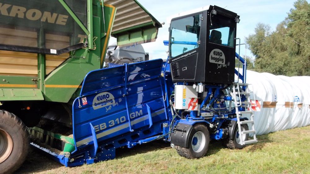 Eurobagging : l'emboudineuse EB 310 GM automotrice Eurobagging : l'emboudineuse EB 310 GM automotrice