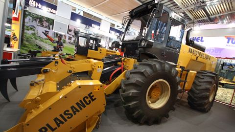 Plaisance Variotrac 500 B : l'automoteur de broyage renouvelé Plaisance Variotrac 500 B : l'automoteur de broyage renouvelé
