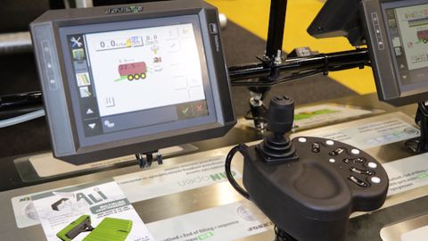Joskin : un joystick isobus pour piloter la tonne Joskin : un joystick isobus pour piloter la tonne