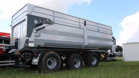 Fruehauf arrive sur le marché de la benne Fruehauf arrive sur le marché de la benne