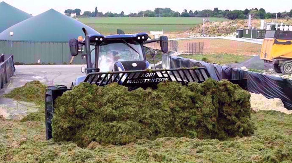 Une lame d'ensilage Agri Manutention pour le biogaz Une lame d'ensilage Agri Manutention pour le biogaz