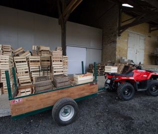 L'Alterra 450 peut se déplacer sur la voie publique avec une remorque de 297 kg.