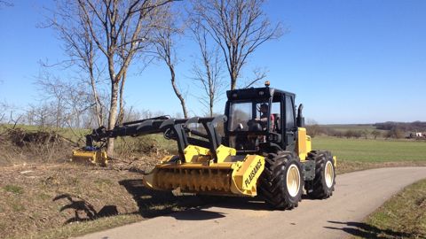 Plaisance, Un bras de 9 m pour le VTR 300 Plaisance, Un bras de 9 m pour le VTR 300