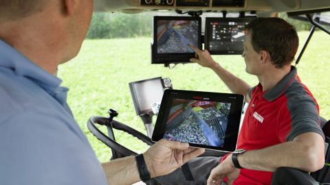 Grimme a développé la technologie SmartView afin de faciliter et d'améliorer l'utilisation des caméras sur ses engins Grimme a développé la technologie SmartView afin de faciliter et d'améliorer l'utilisation des caméras sur ses engins