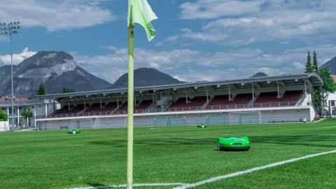 Stihl/Viking : les robots travaillent en équipe sur les grandes surfaces Stihl/Viking : les robots travaillent en équipe sur les grandes surfaces