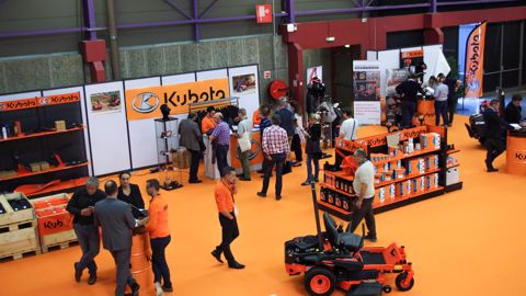 Kubota lance son salon "pièces de rechange" Kubota lance son salon "pièces de rechange"