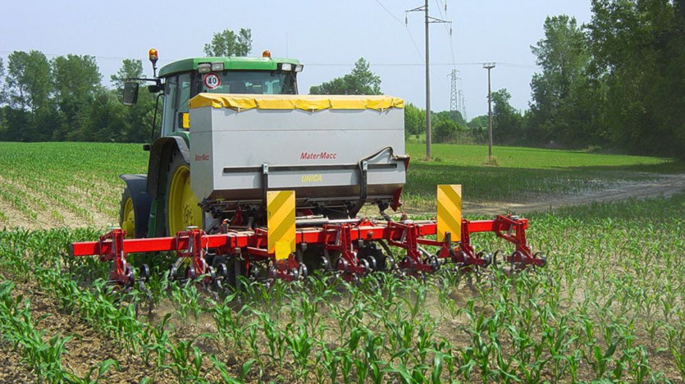 MaterMacc : des bineuses jusqu’à 24 rangs en 45 cm