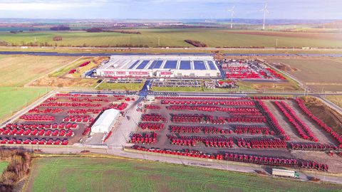 Horsch double son usine de Ronneburg Horsch double son usine de Ronneburg