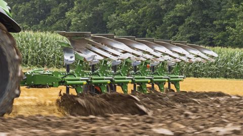 Amazone : le labour à vitesse élevée sans usure prématurée Amazone : le labour à vitesse élevée sans usure prématurée