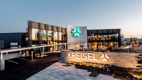 Le siège social et centre de R&D de Kreisel Electric a été ouvert en 2017. Le siège social et centre de R&D de Kreisel Electric a été ouvert en 2017.