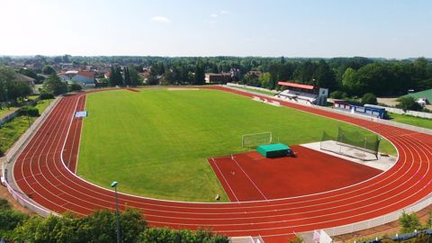 La création et l’entretien des terrains de sport comptent parmi les grandes spécialités développées par Inovert dans le Nord et le Pas-de-Calais. La création et l’entretien des terrains de sport comptent parmi les grandes spécialités développées par Inovert dans le Nord et le Pas-de-Calais.