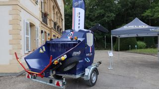 Le broyeur électrique Saelen Cocorico sur le site de l'établissement public d'enseignement et de formation professionnelle de Courcelles-Chaussy (57) formant aux métiers de l'agriculture, du paysage et de la mécanique.