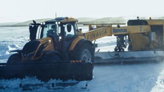 Un tracteur robotisé pour déneiger les aéroports Un tracteur robotisé pour déneiger les aéroports