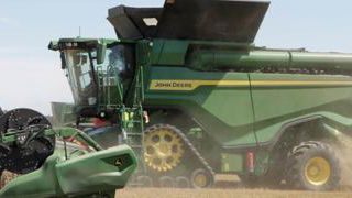 La X9 John Deere entre en action La X9 John Deere entre en action