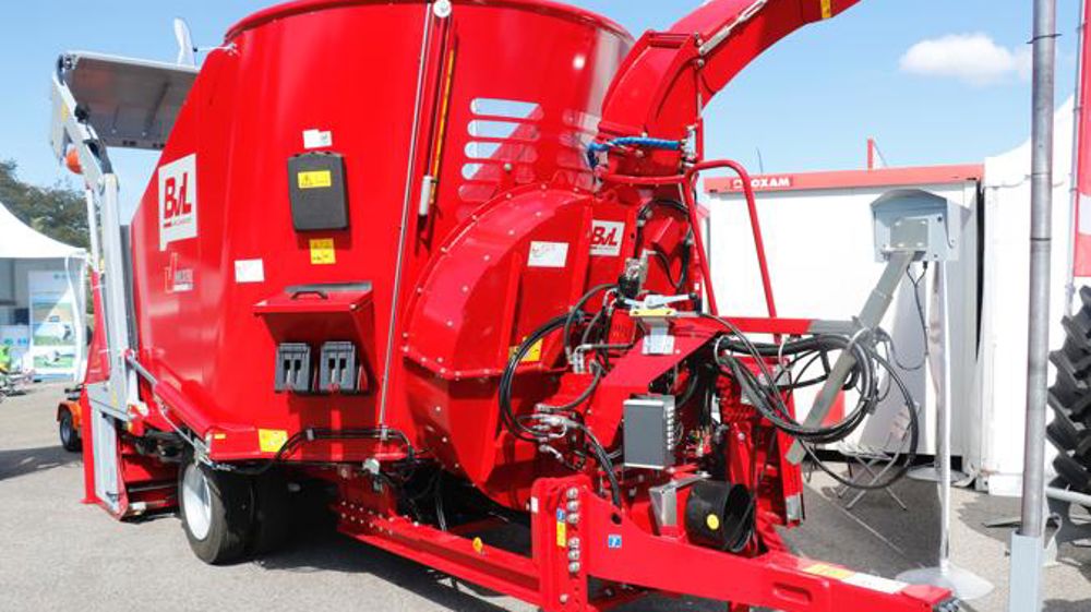 Une pailleuse grand volume pour petits tracteurs