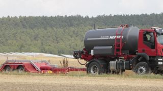Un drôle d’attelage chez Horsch-Leeb Un drôle d’attelage chez Horsch-Leeb