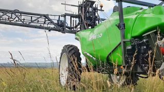 Tecnoma propose le Tecnis 1.0, un pulvérisateur traîné d’entrée de gamme pour les exploitations de polyculture élevage. © Tecnoma Tecnoma propose le Tecnis 1.0, un pulvérisateur traîné d’entrée de gamme pour les exploitations de polyculture élevage. © Tecnoma