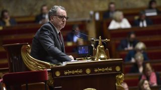 Les députés prêts à régulariser certains saisonniers Les députés prêts à régulariser certains saisonniers