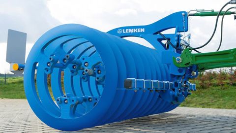 Lemken adapte son rouleau frontal au guidage par GPS Lemken adapte son rouleau frontal au guidage par GPS