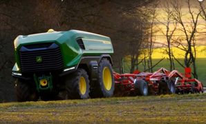 Dans une vidéo publiée au début de mars sur les réseaux sociaux, John Deere présentait un concept de tracteur électrique autonome. Celui-ci devrait voir le jour en 2026 et aura une puissance allant jusqu'à 100 ch. Dans une vidéo publiée au début de mars sur les réseaux sociaux, John Deere présentait un concept de tracteur électrique autonome. Celui-ci devrait voir le jour en 2026 et aura une puissance allant jusqu'à 100 ch.