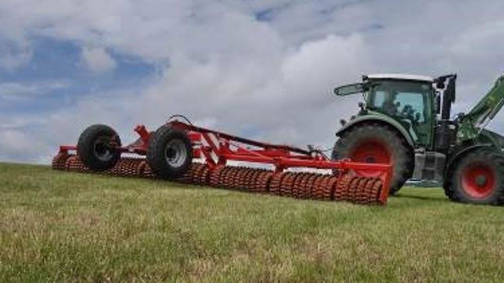 Un rouleau de grande largeur Un rouleau de grande largeur