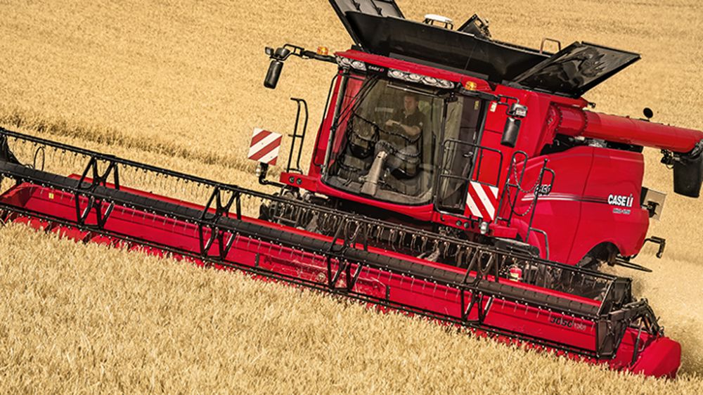 Les Axial-Flow 150 succèdent aux 140 Les Axial-Flow 150 succèdent aux 140