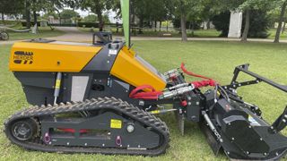 Porte-outil à chenilles radiocommandé Herder