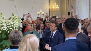Macron rend hommage aux producteurs français Macron rend hommage aux producteurs français