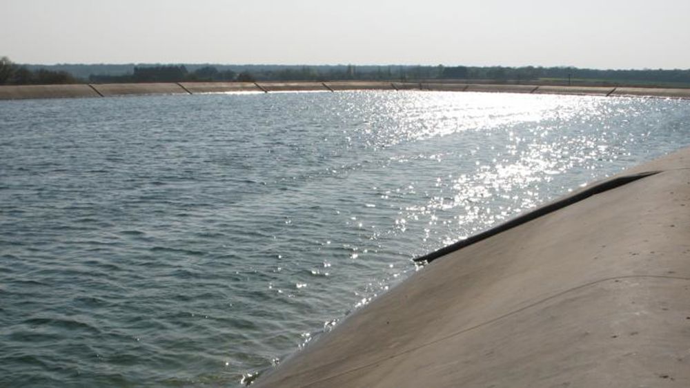 La justice bloque de nouveau cinq réserves d’eau