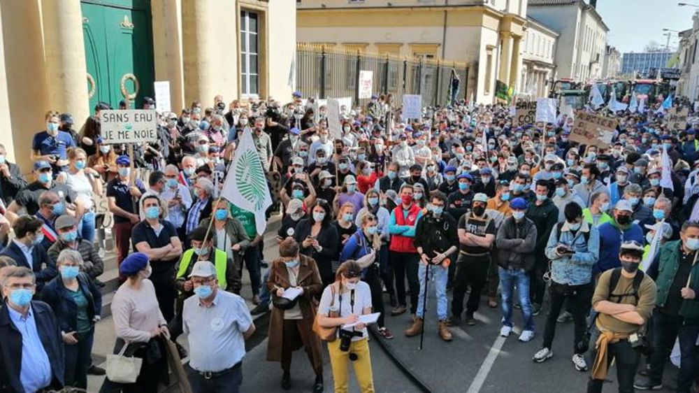 Un millier d’agriculteurs manifeste pour l’accès à l’eau