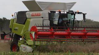 Claas dévoile sa moissonneuse-batteuse Trion Claas dévoile sa moissonneuse-batteuse Trion