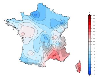Rapport à la moyenne mensuelle de référence de 1981 à 2010 de la durée d’ensoleillement. © Météo-France
