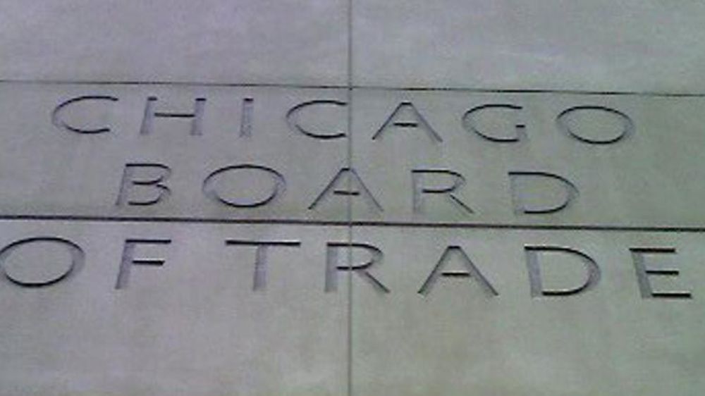 Blé, maïs et soja profitent de la baisse du dollar et de la pluie