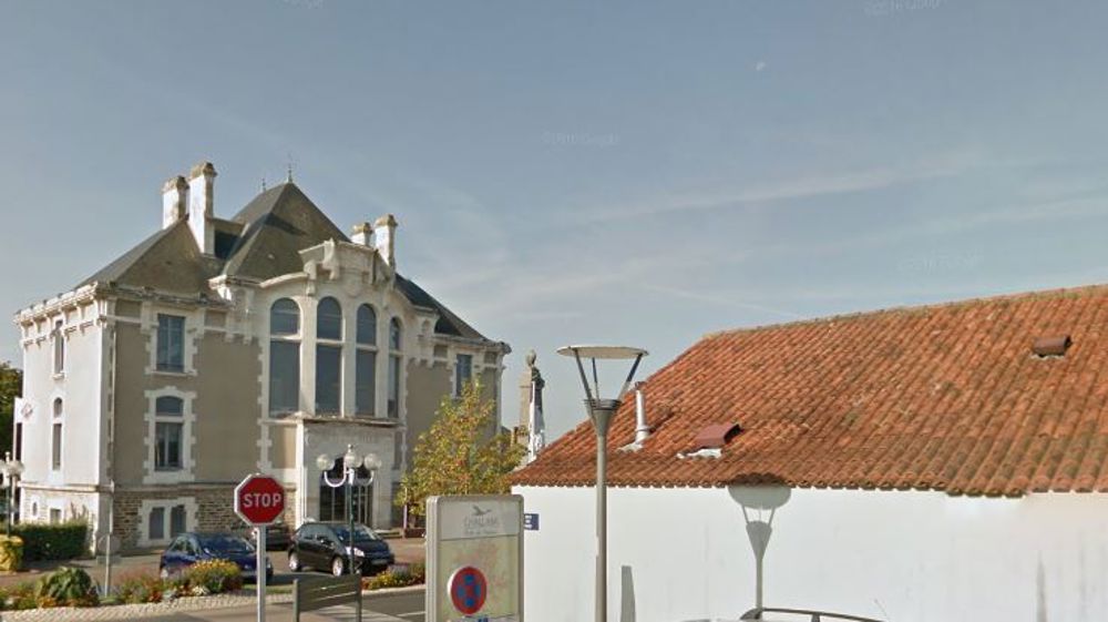 Le soleil préféré à la pluie par décision municipale