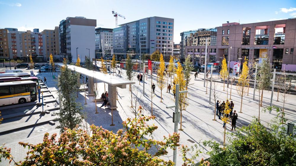 Place de Francfort à Lyon, Capitale Française de la Biodiversité en 2019 ©L. Danière Place de Francfort à Lyon, Capitale Française de la Biodiversité en 2019 ©L. Danière