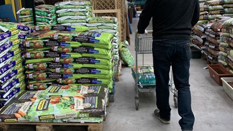 En mars, le chiffre d’affaires des jardineries a plongé de plus de 60 %, selon le dernier tableau de bord communiqué par la FNMJ. ©Léna Hespel