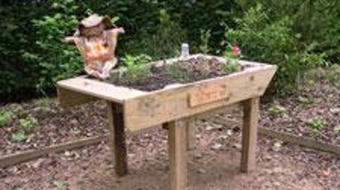 Au jardin de Charpennes, on parle de  Au jardin de Charpennes, on parle de 