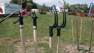 Dédié au paysage en extérieur, Salonvert est basé sur la mise en situation du matériel. ©Pascal Fayolle Dédié au paysage en extérieur, Salonvert est basé sur la mise en situation du matériel. ©Pascal Fayolle Dédié au paysage en extérieur, Salonvert est basé sur la mise en situation du matériel. ©Pascal Fayolle Dédié au paysage en extérieur, Salonvert est basé sur la mise en situation du matériel. ©Pascal Fayolle