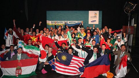 En juillet 2013, à Leipzig, en Allemagne, l'équipe de France a reçu huit médailles et seize médaillons d'excellence. © Worldskills France En juillet 2013, à Leipzig, en Allemagne, l'équipe de France a reçu huit médailles et seize médaillons d'excellence. © Worldskills France