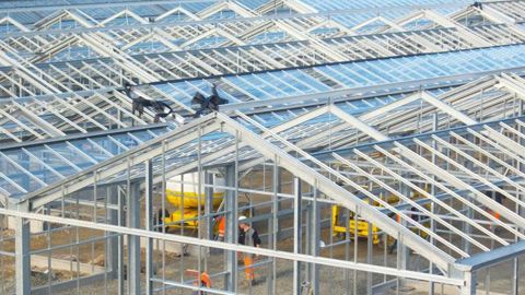 Décidé en 2005, le projet de nouvelle serre d'expérimentations a commencé à voir le jour en juin 2013 et devrait être mis en service en avril 2014. Inauguration ce printemps… ©AgroCampus Ouest. Décidé en 2005, le projet de nouvelle serre d'expérimentations a commencé à voir le jour en juin 2013 et devrait être mis en service en avril 2014. Inauguration ce printemps… ©AgroCampus Ouest.