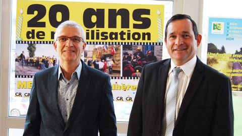 Bernard Lannes, de la Coordination Rurale (à gauche), et Max Bauer, pour l'Uniphor, ont scellé, le 4 décembre, à Saint-Malo leur rapprochement. ©Uniphor Bernard Lannes, de la Coordination Rurale (à gauche), et Max Bauer, pour l'Uniphor, ont scellé, le 4 décembre, à Saint-Malo leur rapprochement. ©Uniphor