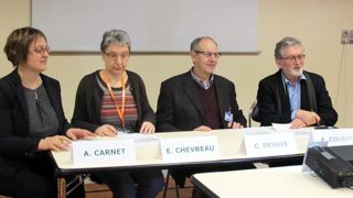 De gauche à droite : Armelle Carnet (Agrocampus Ouest), Élisabeth Chevreau (Inra Angers-Nantes), Claude Déhais (Astredhor), François Colson (Plante & Cité) ont renouvelé pour quatre ans la convention de partenariat qui lie leurs services de documentation au coeur du réseau Horti'doc.(c)Odile Maillard De gauche à droite : Armelle Carnet (Agrocampus Ouest), Élisabeth Chevreau (Inra Angers-Nantes), Claude Déhais (Astredhor), François Colson (Plante & Cité) ont renouvelé pour quatre ans la conventio