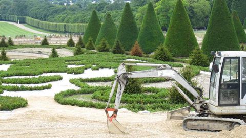 « Il y a une véritable nécessité de s'inscrire dans une démarche de progrès et d'innovation continue pour répondre aux enjeux environnementaux, développer les marchés et s'adapter toujours mieux aux attentes des clients », indique Catherine Muller, présidente de l'Unep, à propos du nouveau concours de l'innovation pour le paysage.(c)Pascal Fayolle « Il y a une véritable nécessité de s'inscrire dans une démarche de progrès et d'innovation continue pour répondre aux enjeux environnementaux, dévelo