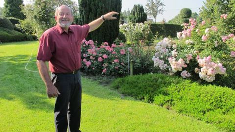 ©Valérie Vidril Pour André Casteels, « les roses racontent elles-mêmes leur histoire ». 