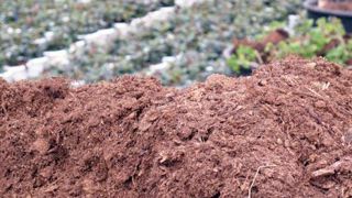 Un cahier des charges décrit les conditions nécessaires, et la procédure, permettant à un prestataire d'effectuer le mélange de MFSC avec des produits phytopharmaceutiques autorisés. ©Valérie Vidril Un cahier des charges décrit les conditions nécessaires, et la procédure, permettant à un prestataire d'effectuer le mélange de MFSC avec des produits phytopharmaceutiques autorisés. ©Valérie Vidril