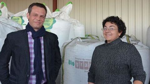 Matthieu Pissier, nouveau directeur de Ripert, est à la tête d'une équipe d'une dizaine de commerciaux, dont Muriel Massot fait partie.(c)Aude Richard Matthieu Pissier, nouveau directeur de Ripert, est à la tête d'une équipe d'une dizaine de commerciaux, dont Muriel Massot fait partie.(c)Aude Richard