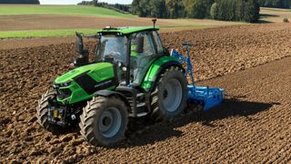 La gamme des Deutz-Fahr 6.4 se compose de trois modèles, avec des puissances allant de 136 à 156 ch. La gamme des Deutz-Fahr 6.4 se compose de trois modèles, avec des puissances allant de 136 à 156 ch.