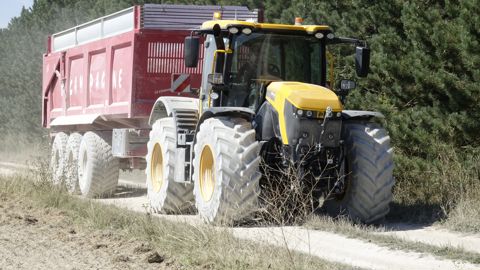 Essai JCB Fastrac iCon 4220 : le point technique Essai JCB Fastrac iCon 4220 : le point technique