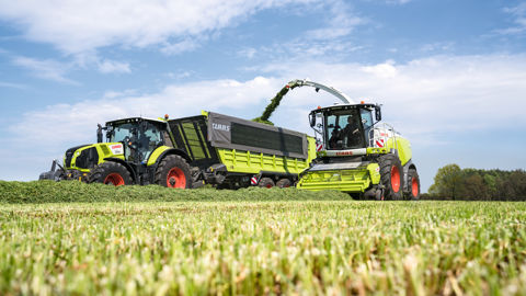 Claas conforte sa gamme d'ensileuses Jaguar série 800 pour l'Europe Claas conforte sa gamme d'ensileuses Jaguar série 800 pour l'Europe